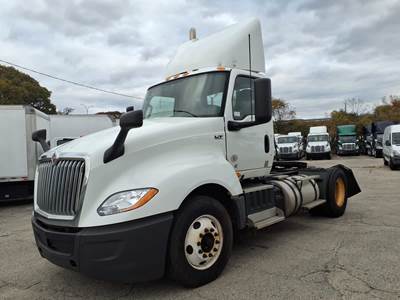 International LT625 DAYCAB S/A Single Axle Day Cab Truck - 400HP, 10 Speed Manual