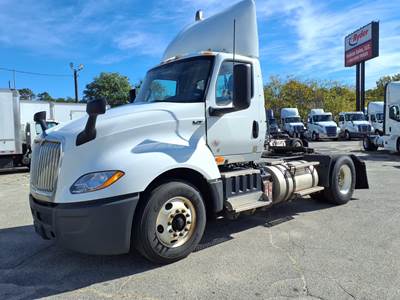 International LT625 DAYCAB S/A Single Axle Day Cab Truck - 400HP, 10 Speed Manual