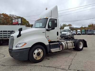 International LT625 DAYCAB S/A Single Axle Day Cab Truck - 400HP, 10 Speed Manual