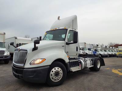 International LT625 DAYCAB S/A Single Axle Day Cab Truck - 400HP, 10 Speed Manual