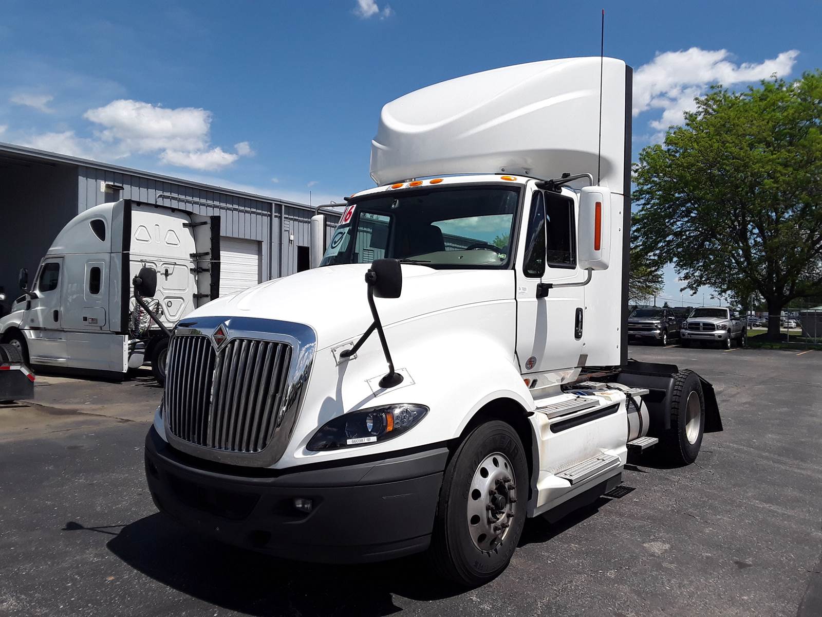 2016 International ProStar Single Axle Day Cab Truck 415HP, 10 Speed