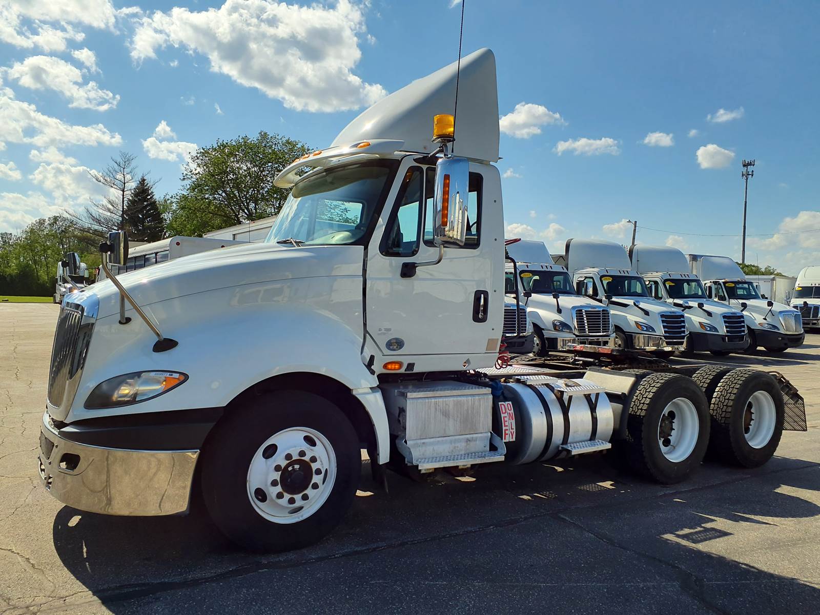 2017 International ProStar Day Cab Truck 400HP, 10 Speed Automatic