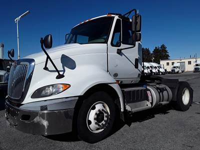 International ProStar Single Axle Day Cab Truck - 10 Speed Manual