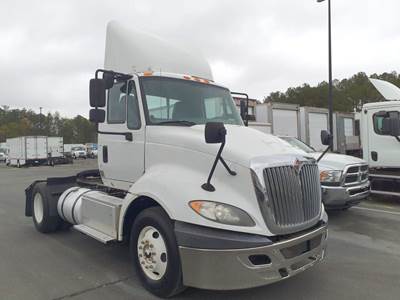 International ProStar Single Axle Day Cab Truck - 10 Speed Manual