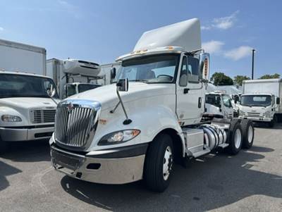 International ProStar Day Cab Truck - 400HP, 10 Speed Manual
