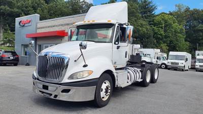 International ProStar Day Cab Truck - 400HP, 10 Speed Automatic