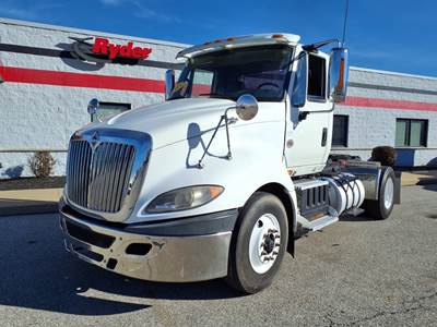 International ProStar Day Cab Truck - 450HP, 10 Speed Manual