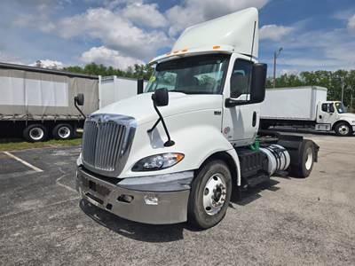 International RH613 Single Axle Day Cab Truck - 410HP, 10 Speed Automatic