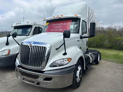 International RH613 Single Axle Day Cab Truck - 410HP, 10 Speed Automatic