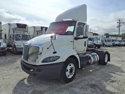 International RH613 Single Axle Day Cab Truck - 410HP, 10 Speed Automatic