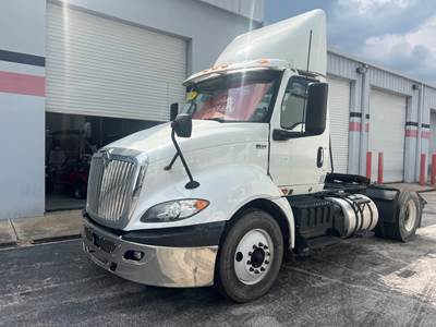 International RH613 Single Axle Day Cab Truck - 410HP, 10 Speed Automatic