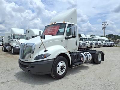 International RH613 Single Axle Day Cab Truck - 410HP, 10 Speed Automatic