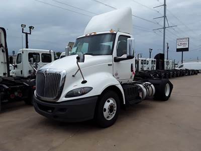 International RH613 Single Axle Day Cab Truck - 430HP, 12 Speed Automatic