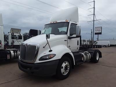 International RH613 Single Axle Day Cab Truck - 410HP, 10 Speed Automatic
