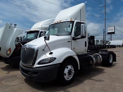 International RH613 Single Axle Day Cab Truck - 410HP, 10 Speed Automatic