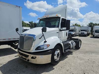 International RH613 Single Axle Day Cab Truck - 410HP, 10 Speed Automatic