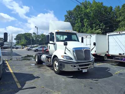 International RH613 Single Axle Day Cab Truck - 410HP, 10 Speed Automatic