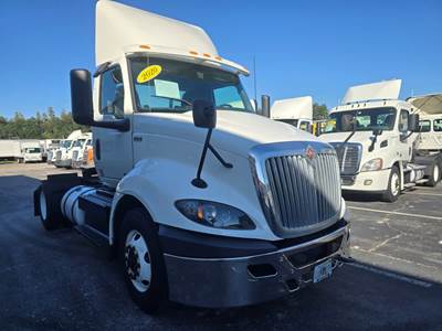 International RH613 Single Axle Day Cab Truck - 410HP, 16 Speed Automatic