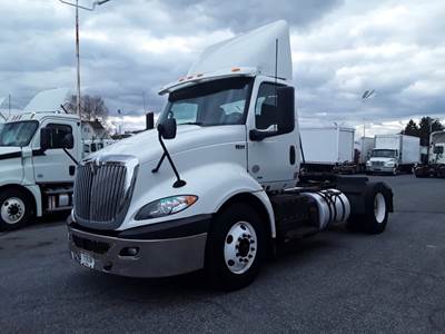 International RH613 Single Axle Day Cab Truck - 410HP, 10 Speed Automatic