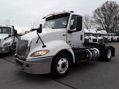 International RH613 Single Axle Day Cab Truck - 410HP, 10 Speed Automatic