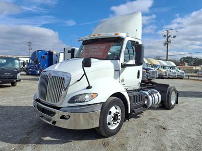 International RH613 Single Axle Day Cab Truck - 410HP, 10 Speed Automatic