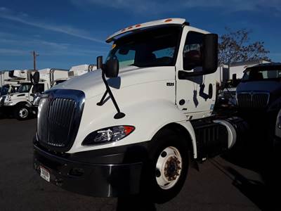 International RH613 Single Axle Day Cab Truck - 410HP, 10 Speed Automatic