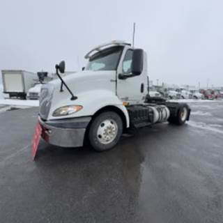 International RH613 Single Axle Day Cab Truck - 410HP, 10 Speed Automatic