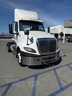 International RH613 Single Axle Day Cab Truck - 410HP, 10 Speed Automatic