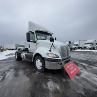 International RH613 Single Axle Day Cab Truck - 410HP, 10 Speed Automatic