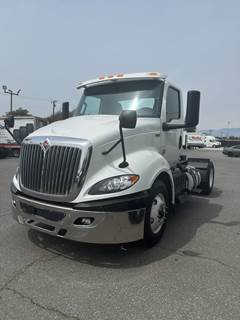 International RH613 Single Axle Day Cab Truck - 410HP, 10 Speed Automatic