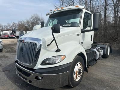 International RH613 Single Axle Day Cab Truck - 410HP, 10 Speed Automatic