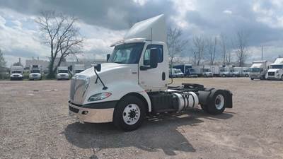 International RH613 Single Axle Day Cab Truck - 410HP, 10 Speed Automatic
