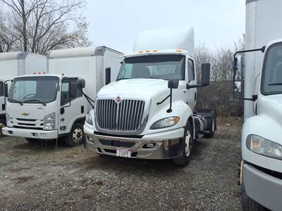 International RH613 Single Axle Day Cab Truck - 410HP, 10 Speed Automatic
