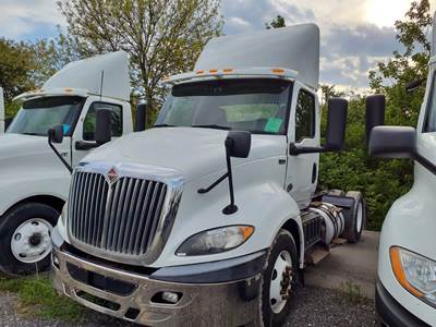 International RH613 Single Axle Day Cab Truck - 410HP, 10 Speed Automatic