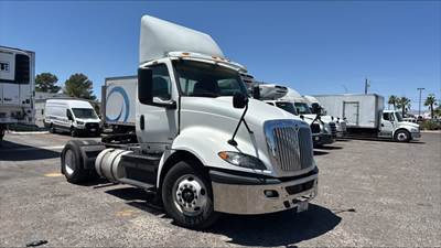 International RH613 Single Axle Day Cab Truck - 410HP, 10 Speed Automatic