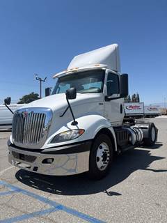 International RH613 Single Axle Day Cab Truck - 410HP, 10 Speed Automatic