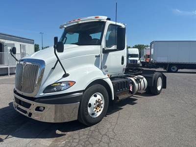 International RH613 Single Axle Day Cab Truck - 410HP, 10 Speed Automatic
