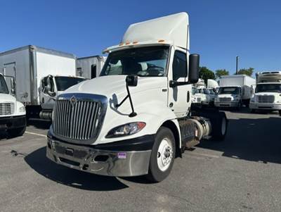 International RH613 Single Axle Day Cab Truck - 430HP, 12 Speed Automatic