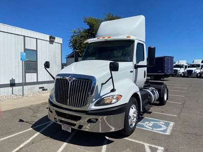 International RH613 Single Axle Day Cab Truck - 410HP, 10 Speed Automatic