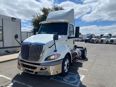 International RH613 Single Axle Day Cab Truck - 410HP, 10 Speed Automatic