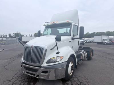 International RH613 Single Axle Day Cab Truck - 410HP, 10 Speed Automatic