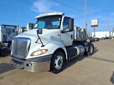 International RH613 Single Axle Day Cab Truck - 410HP, 10 Speed Automatic