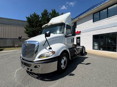 International RH613 Single Axle Day Cab Truck - 410HP, 10 Speed Automatic