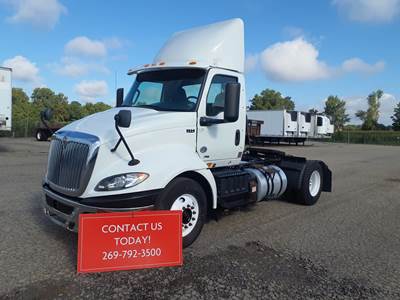 International RH613 Single Axle Day Cab Truck - 410HP, 10 Speed Automatic