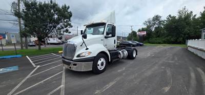 International RH613 Single Axle Day Cab Truck - 410HP, 16 Speed Automatic