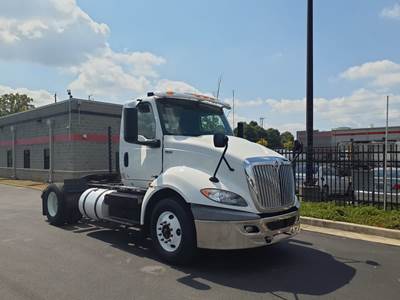 International RH613 Single Axle Day Cab Truck - 410HP, 10 Speed Automatic