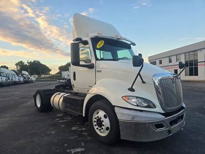International RH613 Single Axle Day Cab Truck - 410HP, 10 Speed Automatic