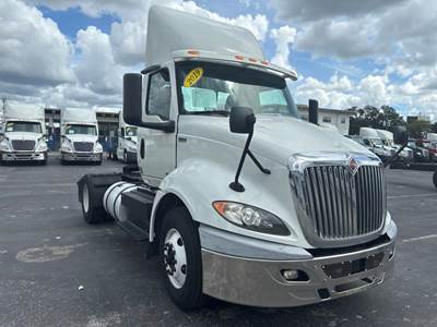 International RH613 Single Axle Day Cab Truck - 410HP, 10 Speed Automatic