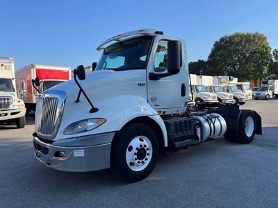 International RH613 Single Axle Day Cab Truck - 410HP, 10 Speed Automatic
