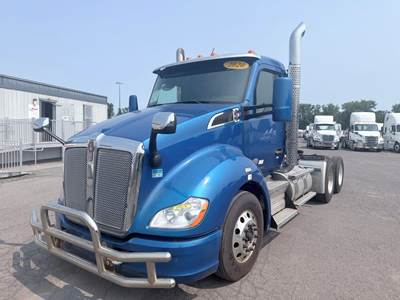 Kenworth T680 Day Cab Truck - 510HP, 10 Speed Manual